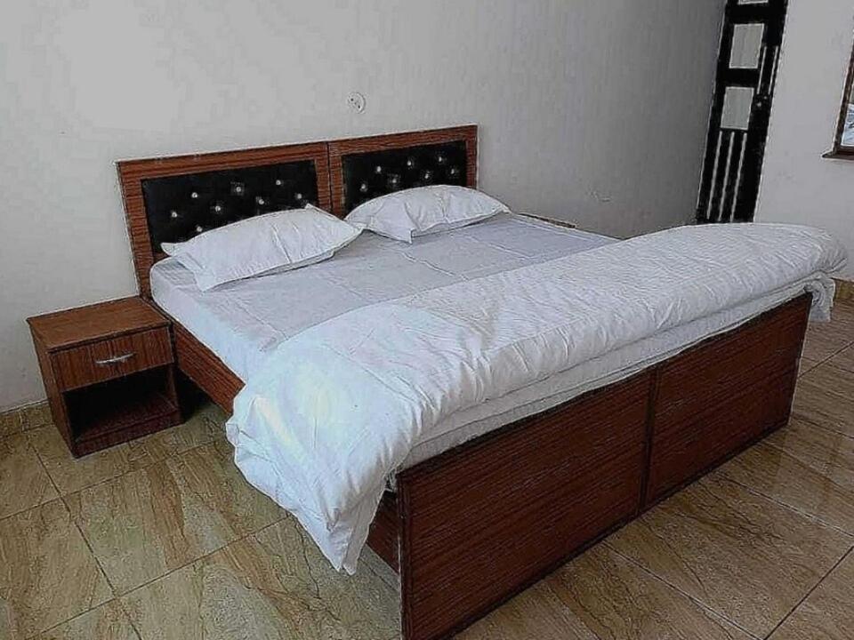 Pop New Hotel Hometown Dadri ภายนอก รูปภาพ